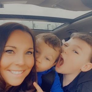 Meet your Posher, Jennifer